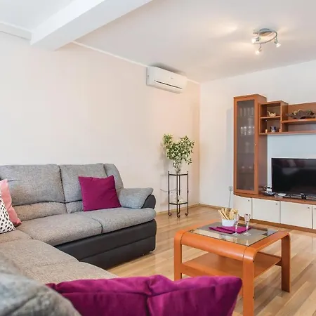 Holiday Krizanci I Tatil Evi Žminj